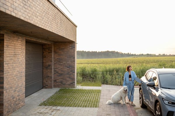 Garage en bois : pensez à l'entretien de la construction
